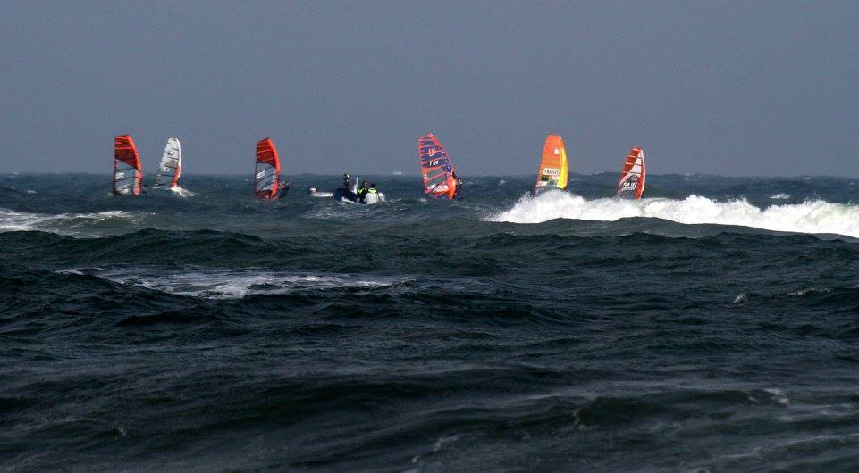 Les dernières manches avec mon teamate Fred Dias et les djeuns dans une mer forte restent un sacré souvenir!!!